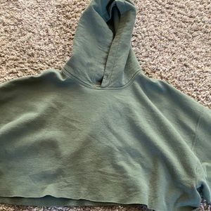 Cropped hoodie